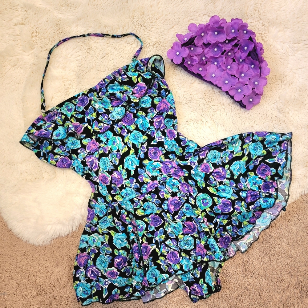 *Vintage Floral Onepiece Swimsuit*